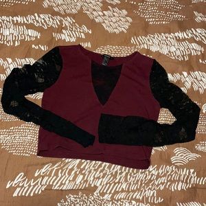 Long lace sleeved crop top